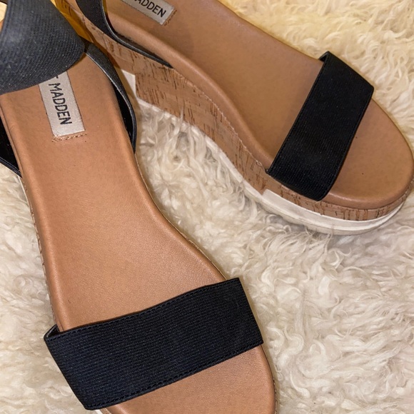 Steve Madden Bandi Elastic Cork Platform Wedges - Picture 3 of 7